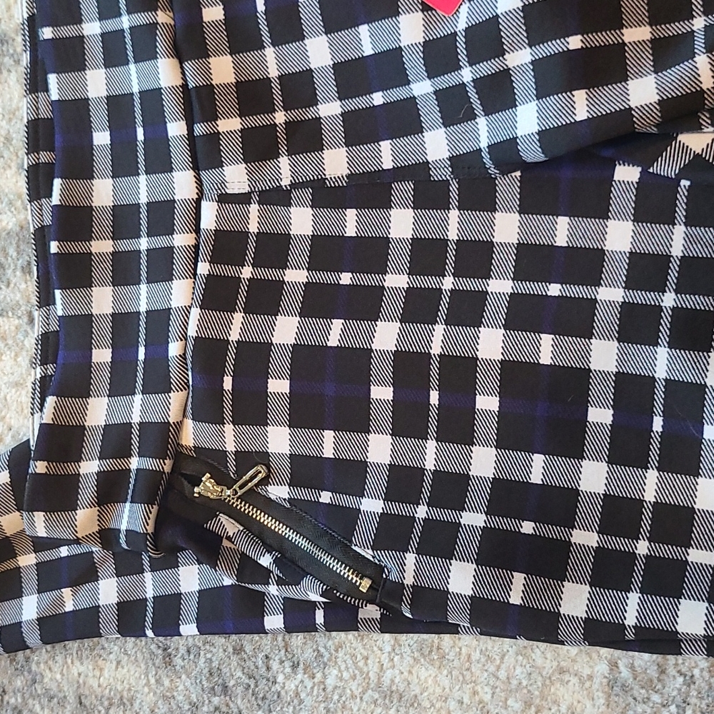 NWT Plaid Leggings size S
